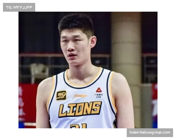 胡金秋左侧身体成重灾区 此前曾遭遇脾脏破裂等重伤